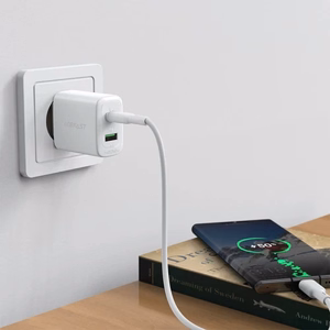 Acefast wall Laadija USB Type C / USB 20W, PPS, PD, QC 3.0, AFC, FCP valge (A25 valge)