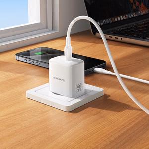 Borofone BN33 Fuente GaN USB-C võrgulaadija QC3.0 PD 40W USB-C kaabliga valge