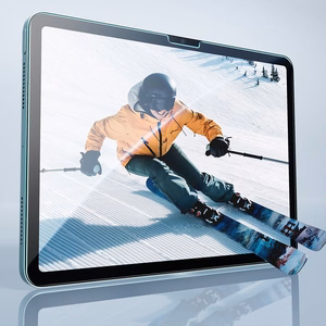 ESR UltraFit Karastatud klaas 2-pack jaoks iPad Pro 13” 7 / 8 / 2024-2025
