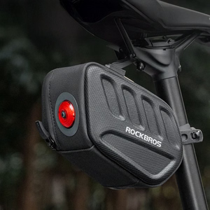 Rockbros C61 jalgratta sadulakott nutika tagatulega 0.45L - must