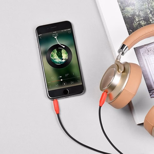 Hoco UPA11 AUX-audioadapter 3,5mm–3,5mm