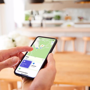 SBS Track My Circle veekindel IP65 lokaator, ühildub Apple Find My rakendusega - valge