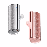 Powerbank Veger PlugOn (W0573) 5000 mAh with a built-in connector USB C roosa