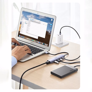 Ugreen CM475 multifunktsionaalne jaotur USB 3.0 - 3x USB / Ethernet RJ-45 / USB Type-C PD - hall