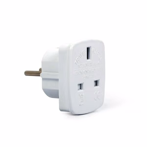 Gembird A-AC-UKEU-001 toitepistiku adapter Type G (UK) kuni Type F, valge