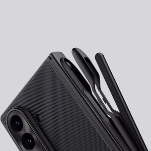Nillkin Super Frosted Shield Fold Magnetic Ümbris jaoks Samsung Galaxy Z Fold 7 Compatible with MagSafe - Must