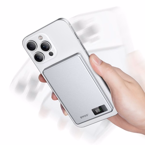 BWOO aluminium magnetic akupank P75 PD 20W 5000 mAh with digital display and USB-C port hõbedane