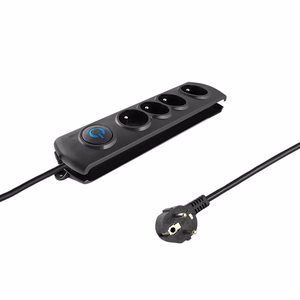 Qoltec 50104 liigpingekaitse, 4 vahelduvvoolupesa, 230 V, 1.5 m, must
