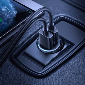 Автомобильное зарядное устройство Joyroom "C-A06" белый (2x USB 3.1A)