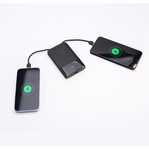 FORCELL F-ENERGY F10K6 Multicharge akupank sisseehitatud USB-C- ja Lightning-kaablitega, PD, QC3.0, 3 A, 22,5 W, 10000 mAh, must