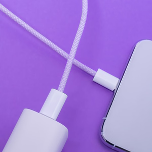 Maxlife MXUC-06 cable USB-C - USB-C 1,0 m 20W lilla nylon