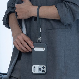 Moshi Kameleon MagSafe ümbris seadmele iPhone 17 Pro, tugijala funktsiooniga, Midnight Gray värvitoonis