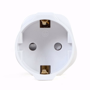 Gembird A-AC-EUFUKM-01 vahelduvvoolu adapter, EU Schuko pesa UK pistikule, 13 A