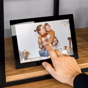 Kruger&Matz FRAMEO Wi-Fi digitaalne pildiraam, 10,1 tolli, must