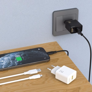 Dudao A23LEU 2.4A GaN EU USB-A seinalaadija USB-A to Lightning kaabliga - must