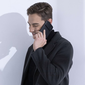 Nillkin sünteetilisest kiust S ümbris iPhone 14 Plus ümbris koos kaamerakattega, must