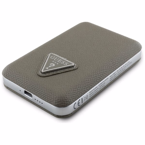 Guess Grained Triangle akupank MagSafe'iga 5000mAh 15W USB-C – pruun