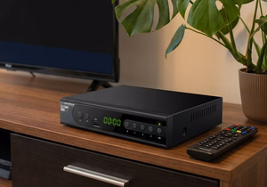 Esperanza EV106P – DVB-T2 H.265/HEVC digitaalse maapealse televisiooni vastuvõtja, must