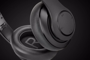 Kruger&Matz Street 3 Wireless juhtmeta kõrvapealsed kõrvaklapid, mustad