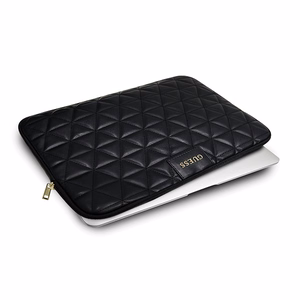 Guess Quilted cover jaoks a 13" laptop - must
