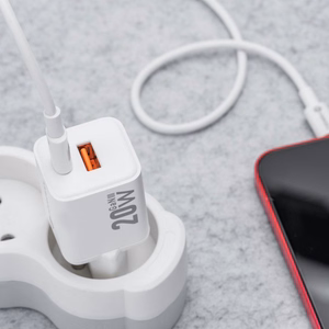 Phone laadija Forcell F-Energy Mini GaN III USB C + USB A QC4.0 PD 20W VT-35A valge 0INT