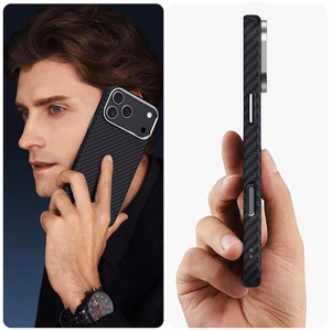 Tech-Protect Ion Carbon MagSafe ümbris jaoks iPhone 17 Pro - must and hõbedane