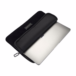 Tucano Velluto 2 neopreenist ja sametise välispinnaga sülearvutiümbris 14-tollisele MacBook Prole ja 13-tollistele sülearvutitele, must