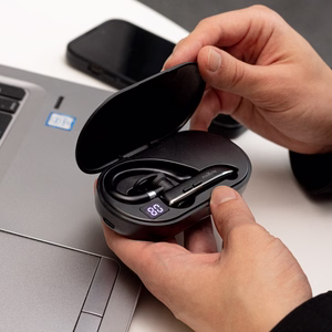 Maxlife Bluetooth headset MXBH-01 with charging ümbris