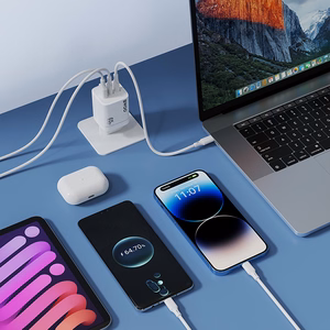 BWOO CDA147PD seinalaadija 65W 2x USB-C port + USB-A valge