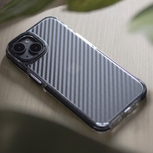 Acrylic Carbon ümbris for iPhone 16e / 17e must