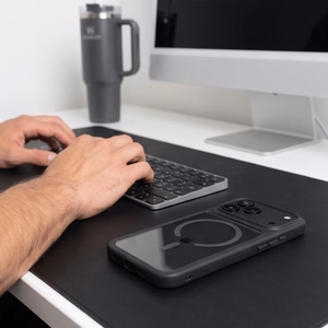 Tech-Protect MagOne CC MagSafe ümbris 2 karastatud klaasiga mudelitele iPhone 18 Pro Max / 17 Pro Max, läbipaistev must