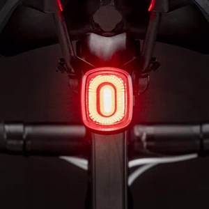 Rockbros Q2S LED tagumine jalgrattatuli Smart Stop System süsteemiga + USB-C - USB-A kaabel - must