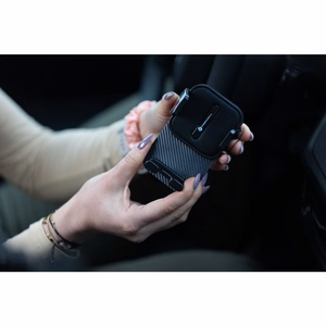Автомобильный держатель телефона Forcell F-Grip Guardian лобовое стекло / приборная панель чёрный