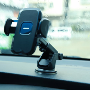 Joyroom JR-ZS259 car hoidja clamping phone to the air vent - must