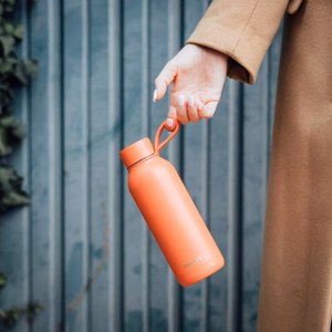 Quokka Solid With Strap roostevabast terasest termospudel, 510 ml, Orange