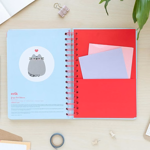 Pusheen Purrfect Love 2023/2024 nädalaplaneerija, 14,8 × 21 cm