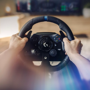 Logitech G G923 võidusõidurool ja pedaalid Xbox X|S, Xbox One ja PC jaoks