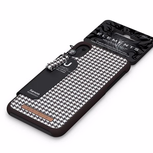 Nordic Elements Saeson Idun Pattern 2 ümbris seadmele iPhone XR, tumepruun