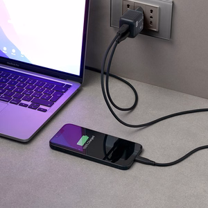 Cellularline Multipower Micro GaN USB-C ja USB-A Power Delivery võrgulaadija, 30 W, must