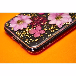 Puro Glam Hippie Chic ümbris seadmele iPhone XR, ehtsate roheliste õielehtedega