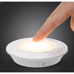 Maclean MCE165 – kaugjuhitav LED-lampide komplekt, 6 tk, AAA-patareid