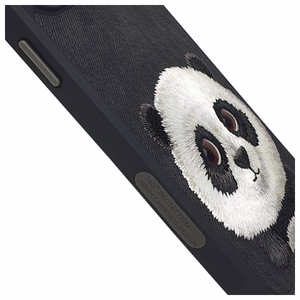 Nimmy Big Eyed Pet 2.0 Panda ümbris jaoks iPhone 15 Pro - must
