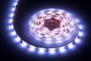 Lighting kit with 150-LED 5050 SMD strip, power supply and colour controller