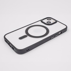 Чехол "MagCase Satin" для Apple iPhone 16 чёрный