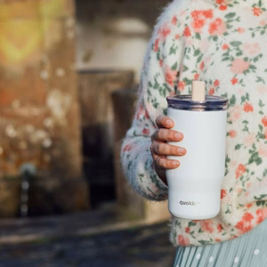 Quokka Mist roostevabast terasest termokruus kõrrega, 720 ml, Elevandiluu
