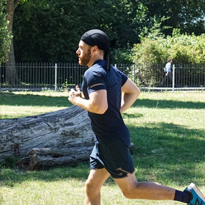 Rockbros LKPJ00 piraadistiilis spordimüts – must