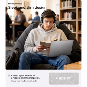 Spigen Urban Fit ümbris MacBook Air 15" 2023 / 2024 / 2025 / 2026 jaoks – hall