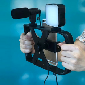 Selfie stick with Juhtmevaba remote control tripod with LED / microphone jaoks live broadcast TL-49T must