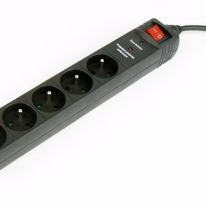 Gembird surge protector – ülepingekaitsega pikendusjuhe 5 Prantsuse tüüpi pistikupesaga, 3 m, must (5 French sockets)