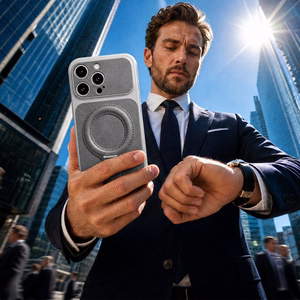 Luxgrip Mag чехол для iPhone 17 Pro Max 6,9'' серый